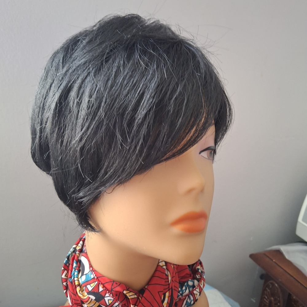 Elegant Black Women's Wig - Picture 3 of 9